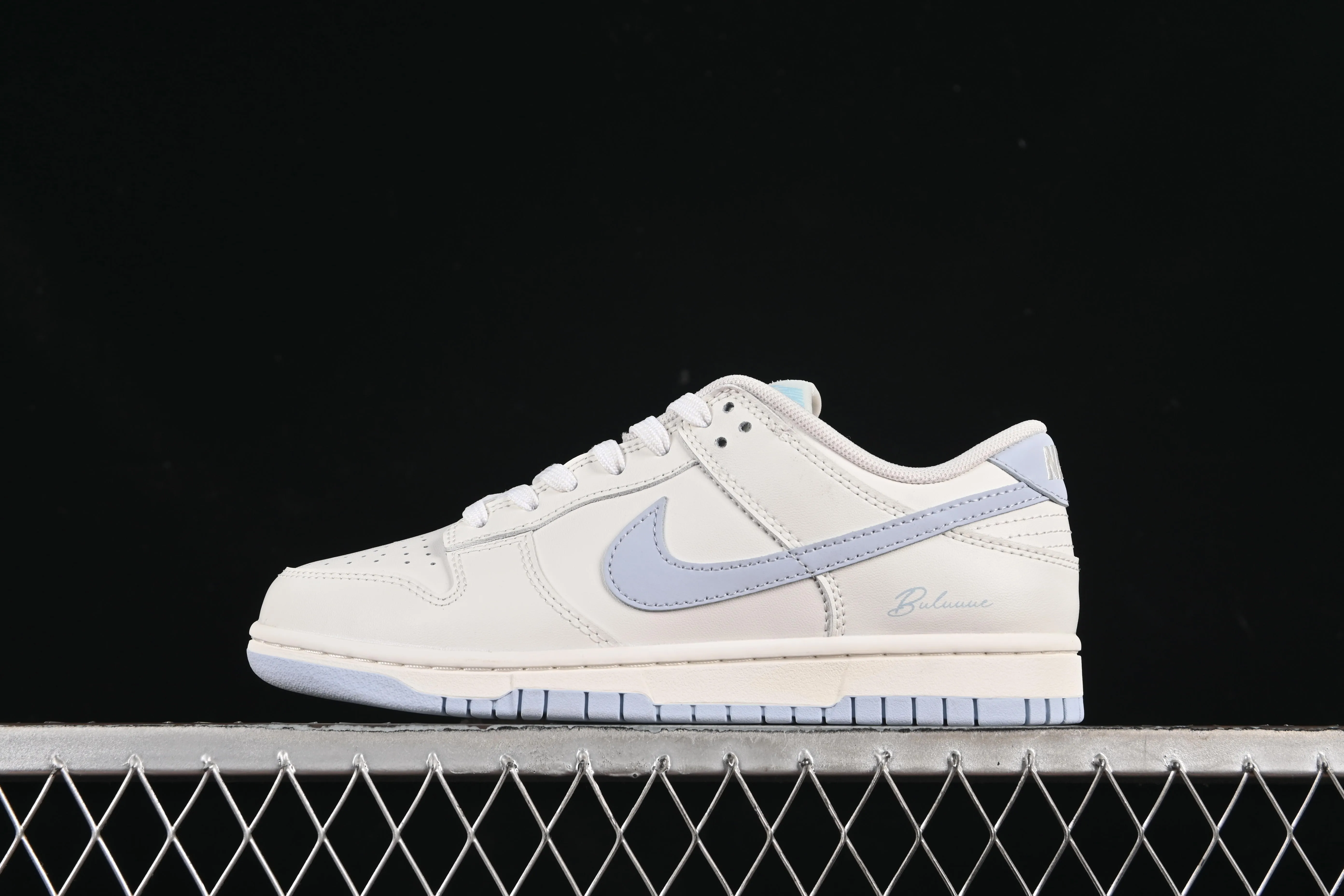 All categories Nk SB Dunk Series Nk SB Dunk Low High-end customized low-top sneakers Nike SB Dunk Low "Just Do It" Anniversary high-end customized low-top casual sneakers WB0510-067